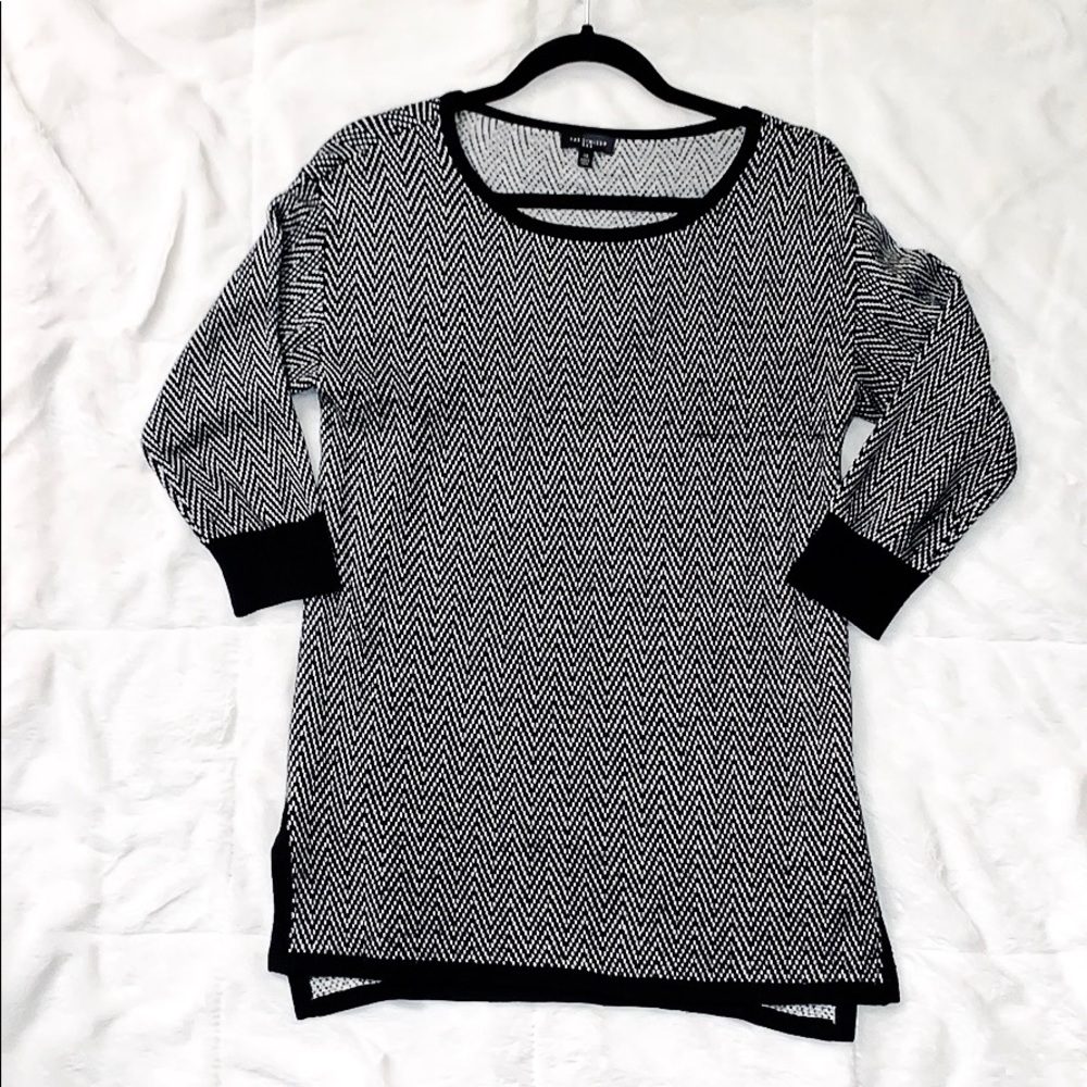 THE LIMITED Crewneck Sweater Size XS